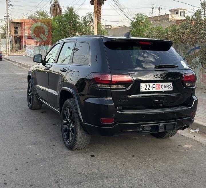 جيب جراند شيروكي